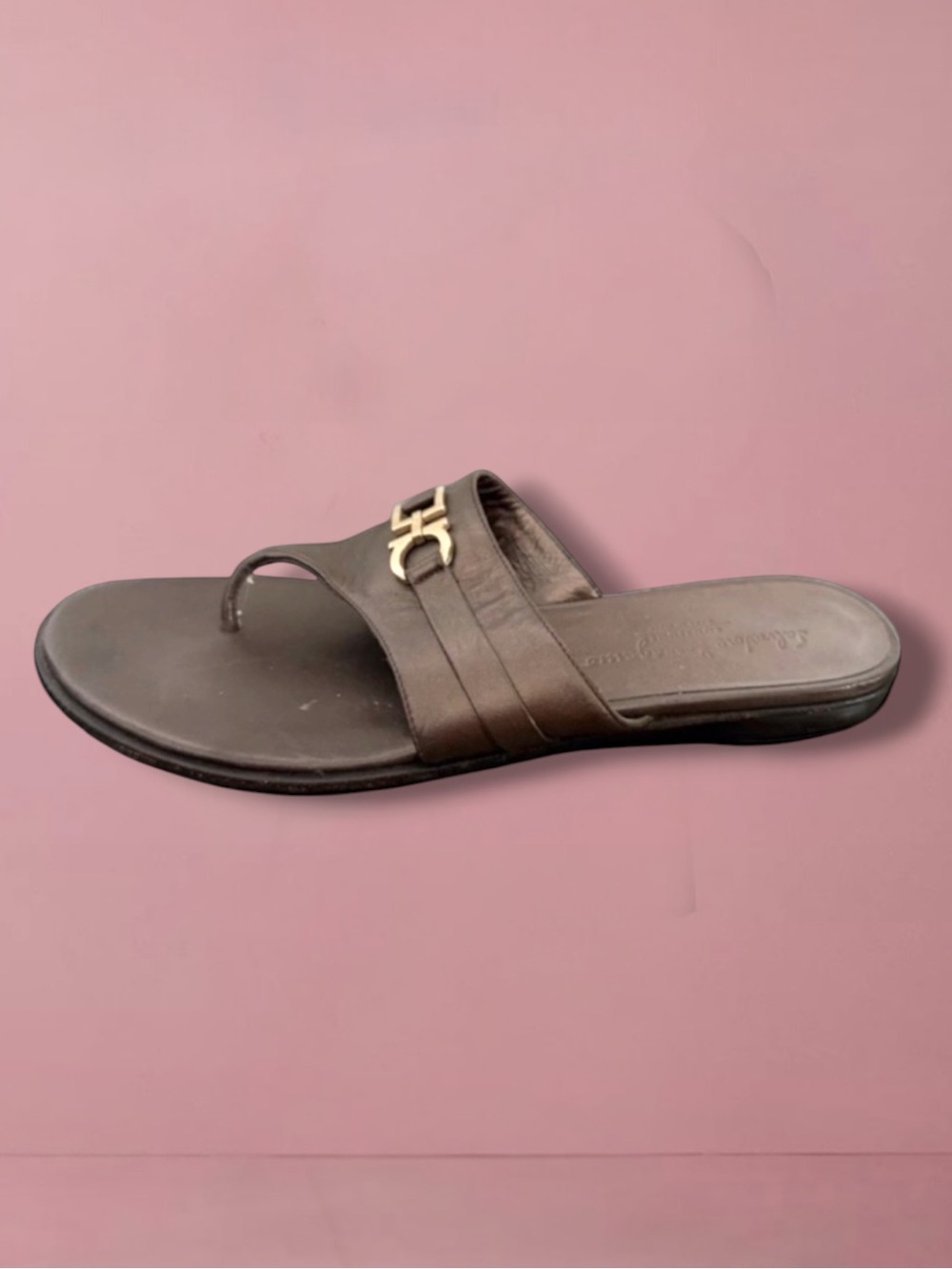Salvatore Ferragamo Boutique Brown Thong Flat Sandals Size 9.5